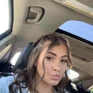 Meet your Posher, Jasmine